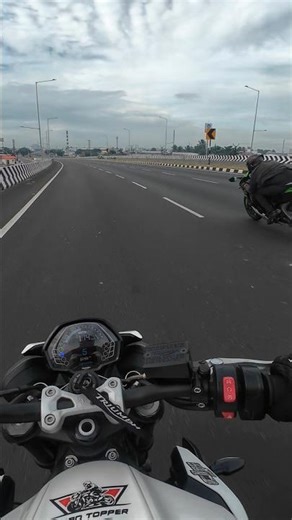 ZX10R Flyby… Then Street Triple 765 4th Gear Push 🔥 Inline-3 #shorts #youtubeshorts #ytshorts