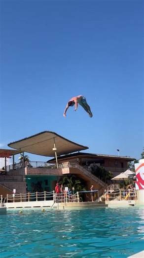 📍Blue Tree , phuket 🇹🇭 #thailand #phuket #aquatic #park #animation #pool