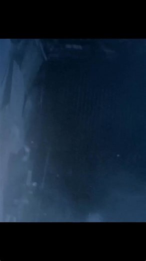 In Alien vs. Predator, the heart - pounding chase between the Predator and Kelly by -#viralvideos #gladiador2 #hollywood #bettercallsaul #wintersoldier #dccomics #smallville #martialarts #jurassicworld #historiabíblica #marvelstudios #peliculasrecomendadas #BreakingBad #peliculas #cineestreno #btcgoneus #thor #SonyPicturesReleasing #btcine | BTC - GO News