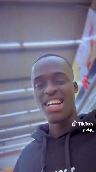 Niou dem Ouzan 😂😂😂😂😂#ozan