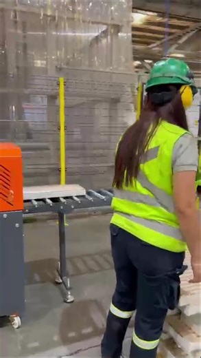 Edda Admiral 500 - Acoustic insulation panels packaging machine / POF shrink wrapper