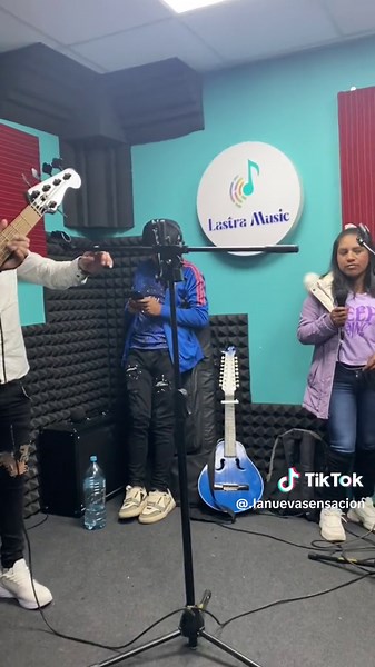 Huaynos Peruanos: Música y Cultura de Cusco