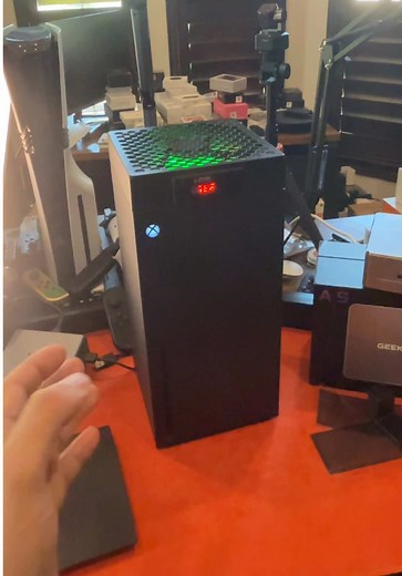 Essential Series X Cooling Fan for Gamers