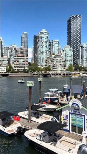 Gorgeous Day in Vancouver, British Columbia, Canada #LuxuryTravel