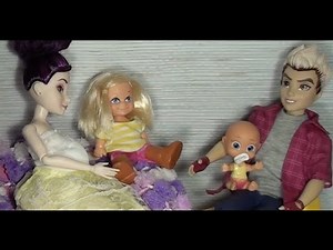 Disney Descendants Mal pregnant with 2 kids and married to Carlos and it's not a dream!