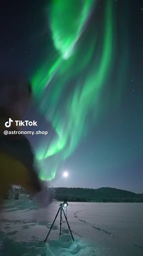 Half moon and northern lights that is the absolutely best time to get aurora videos #moon #northern #lights #space #universe #telescope #astronomy #galaxy #nasa #photography #usa #sky #uk #foryoupage