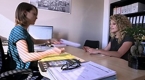 Découvrir le métier d'assistant des ressources humaines - "Beau Travail !"