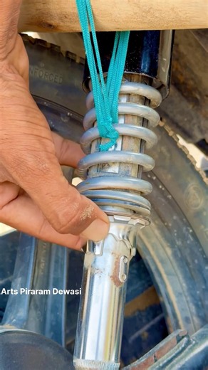 Very Useful Trick! Smart Hack to Adjust Your Motorcycle Spring Height! !!!