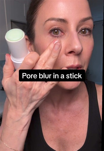 👉 Pores don’t disappear, but they can look smoother and calmer. This is one of my favorite quick-fix products for texture days. #poreskincare #smootherskin #kbeautyfinds #porecareroutine #cactoxmutibalm