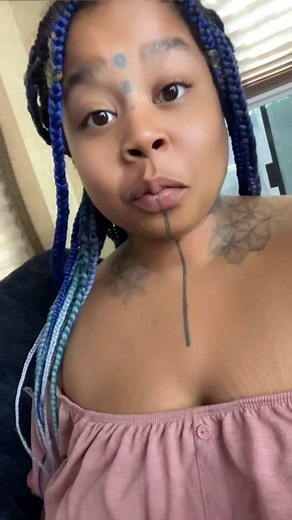 Tiddy (@tiddywop)’s video of Fans Play On Stage