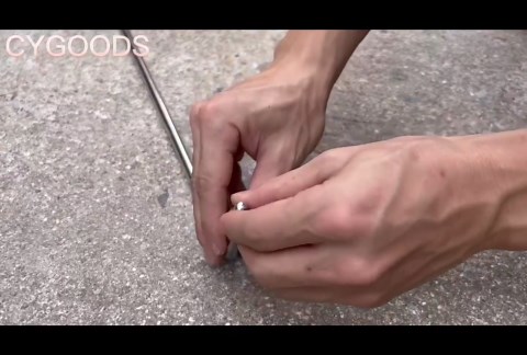 Cauldron Halloween Decor with Magic Floating Potion Bottles Fog Diffuser, Halloween Indoor Decorations - Spooky Vintage Black Witches Cauldron Hocus Pocus Party Decor for Home Kitchen Room