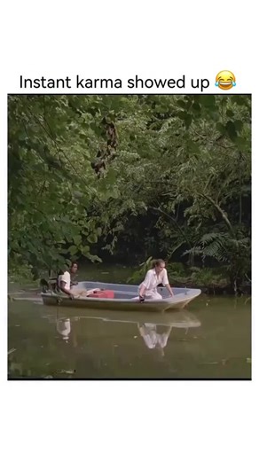 Theclip master on Instagram: "@bitzcasino Anacondas: The Hunt for the Blood Orchid (2004) Genre: Action / Adventure / Horror Runtime: 1h 35m Rating: 4.9/10 (IMDb) Director: Dwight H. Little Starring: Johnny Messner, KaDee Strickland, Morris Chestnut Anacondas: The Hunt for the Blood Orchid follows a scientific expedition into the remote jungles of Borneo to find a rare flower rumored to hold the key to eternal life. The team quickly discovers that the jungle is home to gigantic, deadly anacondas