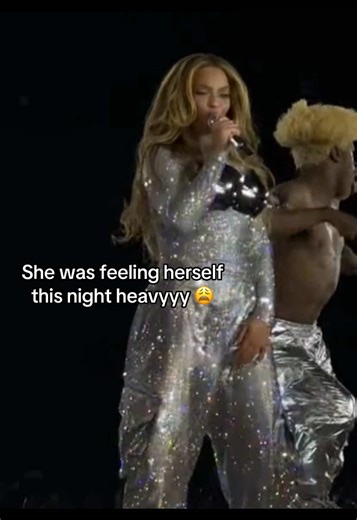 Tongue out and everything #beyoncé #beyoncéknowles #viralvideos #beyhive #fypppppppppppppp
