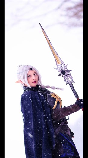 Spectacular Shadowheart Cosplay at Baldur's Gate 3