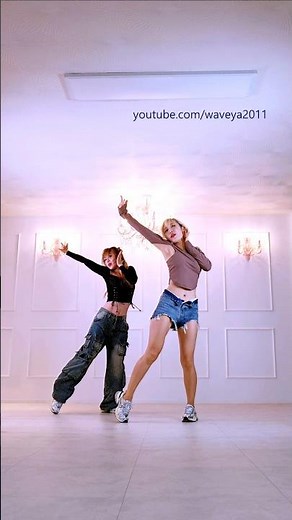 Golden _ Huntrix | KPop Demon Hunters #dancecover #kpopdemonhunters #shorts #huntrix #golden Waveya