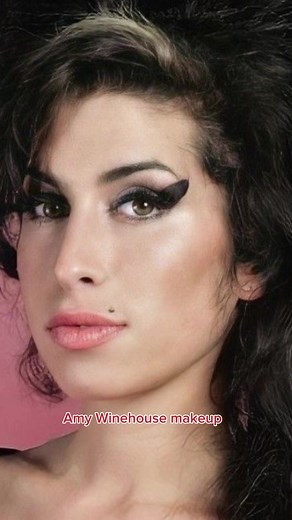 Amy Winehouse Makeup Tutorial
