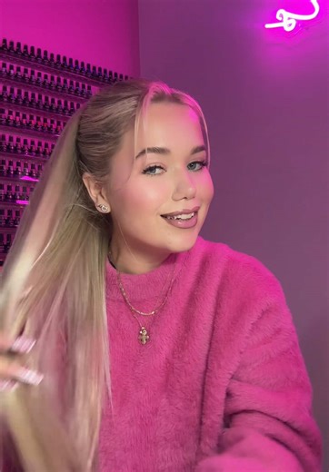 Påsætnings video og nye manga lashes hos @Kandii 😍🎀💖 KÆMPE ANBEFALING! Reklame// kandii #clevinnails #kandii #kandiiponytails #hairstyle #nailscopenhagen