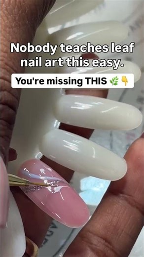 #LeafNailArt #NailArtTechnique #NailArtistIndia #NailArtEducation #NailArtReels