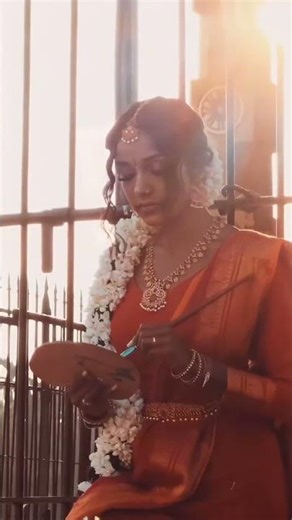 Girl Exploring Jaffna Hindu Kovil | Sri Lanka Travel Shorts 🇱🇰 #srilanka #beautifulsrilanka