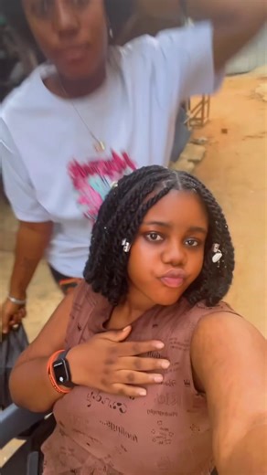 Moda beauty parlor (@vivianlove8757)’s videos with Ebi Se Eye Aduro - Daddy Lumba