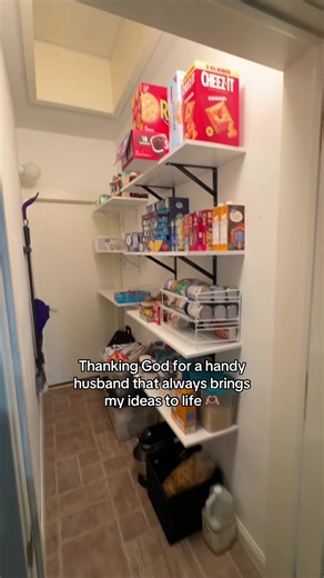 Home Improvement Ideas: Building Pantry Shelves