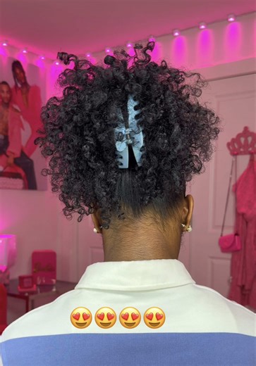 Y’all Like This Hairstyle? 😂😍 YES or NO 👀 #curlyhair | Curly Hairstyle