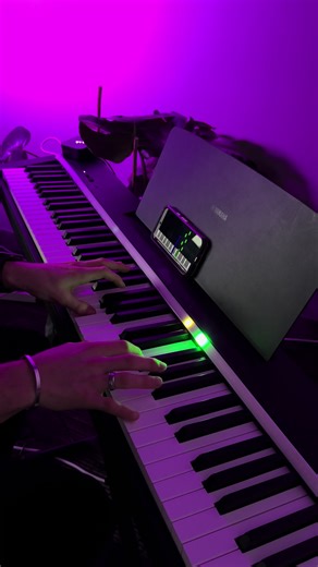 #piano #pianolesson #pianotuto #pianoled #pianocover