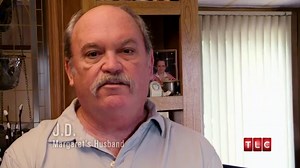 Woman Is Addicted To Stinging Herself With Bees