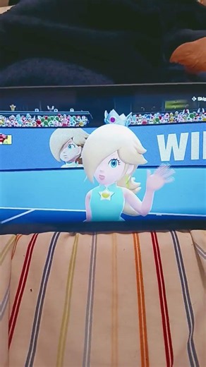 Rosalina defeated Waluigi, her ex in the semifinals in the Star Cup