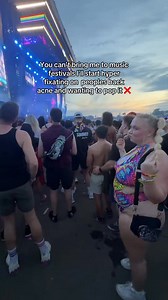50K views · 1.4K reactions | You can’t bring me to music festivals I’ll start hyper fixating on peoples back acne and wanting to pop it ❌ | Presidentniki Niki | Facebook