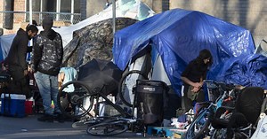 This Boston doctor has cared for the homeless for 40 years. Here’s what he’s learned