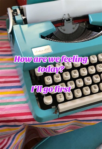 #vintage #typewriter #60s #thriftfinds