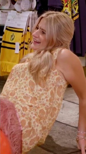 The classic Space Hopper is one of Hamleys’ Top 100 Toys of All Time! 🧸❤️