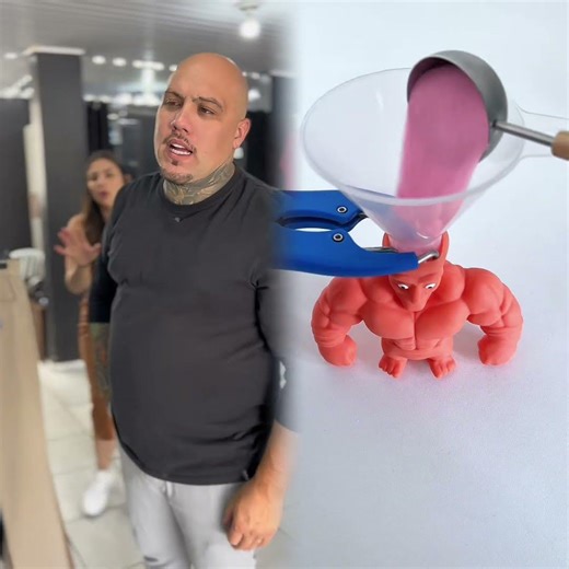 Foi comprar um tênis descalça