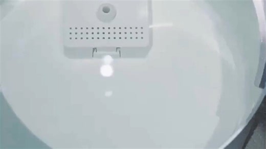 米家空气加湿器无雾款，静音设计适合卧室使用，智能恒湿让皮肤不干不燥，母婴家庭必备，实测3小时加湿效果明显，性价比超高。