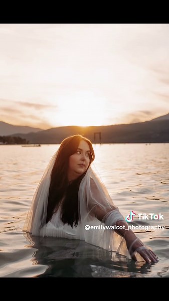 Emily Walcot | Photographer on TikTok