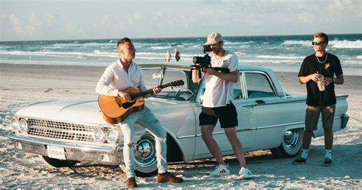 23 Iconic Music Videos And Your Task Is To Pick The Correct Song Name