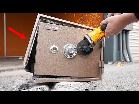 We Found a Locked Safe!