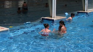 Tips on how to stay safe in the pool following deadly swimming accidents | The Jerusalem Post