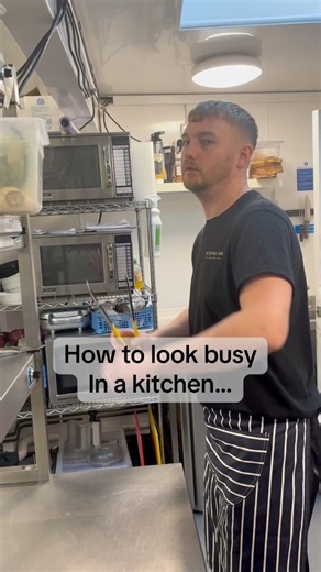 How to look busy in a kitchen 101 😂👨‍🍳 It works every time… trust me. #chef #kitchenlife #hospitality #cheftok #restaurantlife | Chef The Partie