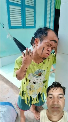 Homeless is despise because his dirty hands 🧤 #homeless #dirty #despise#trending #viral #shorts