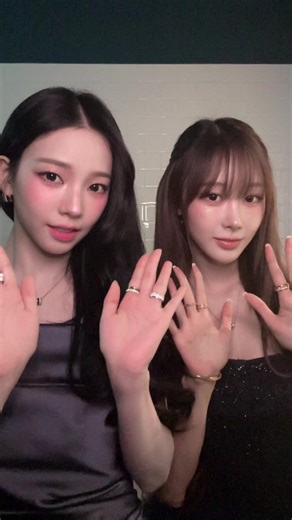 Freezeee - Aespa's Karina and Giselle