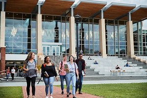 Find a college experience that will not only challenge your mind but also build your faith. Learn more about Liberty University at College For A Weekend - Sign up today! | Liberty University Admissions