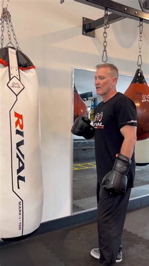 102K views · 1.7K reactions | Question: How do I throw the perfect left rip to the liver!? | Paul Briggs - The Art of Boxing. The Transformation of Life | Facebook