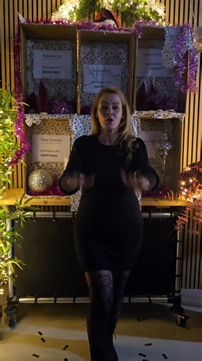 Elke dag openen wij onze Pracht Maat advents kalender.. Wat betekent dat: Elke dag een nieuwe actie tot aan kerst. ❤️ Dinsdag 23 December Op de gehele collectie 50% korting Gebruik hiervoor de volgende ➡️➡️➡️➡️ Kortingscode: KERST2025 Actie geldig: Dinsdag 23 December (m.u.v. Sale en Live deals en arrikelen mogen niet retour) | Pracht Maat