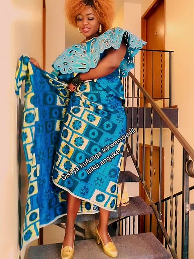 How to Safely Secure a Traditional African Headwrap