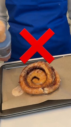 Why roll out dough when you can roll up to the party with Frosted Cinnamon Roll Pop-Tarts pastries? 🎄 Pick up a box (or 2) at the store today! | Pop-Tarts