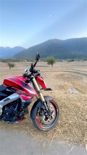 Short view 🔥 killer look Pulsar NS400z 🚀#shorts #youtubeshorts #ns400z#2024 #bike