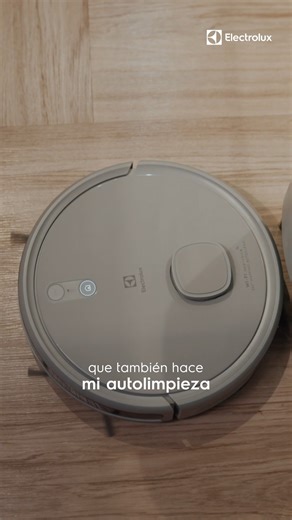 Limpieza inteligente que se adapta a tu rutina 🏡✨ La Aspiradora Robot Electrolux 4 en 1 barre, aspira, pasa mopa húmeda o seca y se autolimpia al volver a su base. Tecnología que hace el trabajo por ti y mantiene tu hogar impecable cada día 🤖💙. #ForBetterLiving #Electrolux #AspiradoraRobot #HomeExpertsElectrolux | Electrolux