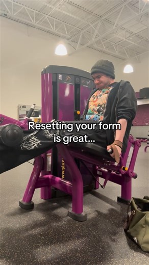 Jackson on Instagram: "As much as I want people to train with good form, I also don’t want them to sacrifice the intensity that actually drives growth. You are not a robot. You don’t have to act like one. Give your brain a little bit more credit because it’s capable of adapting and adjusting more than you know"